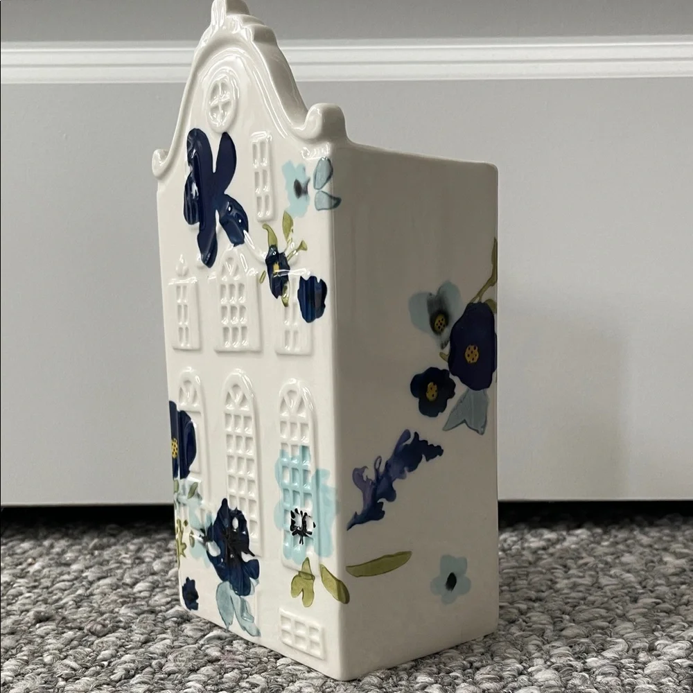 Anthropologie Alice Townhouse Pot - Picture 3 of 9